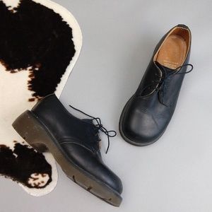 Dr Martens Chunky Black Oxfords - UK 6/US 8